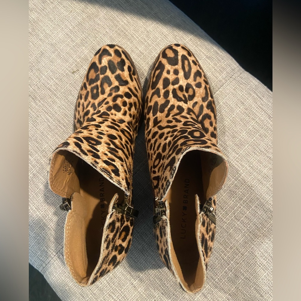 Lucky Brand Leopard Print Ankle Boots size 8